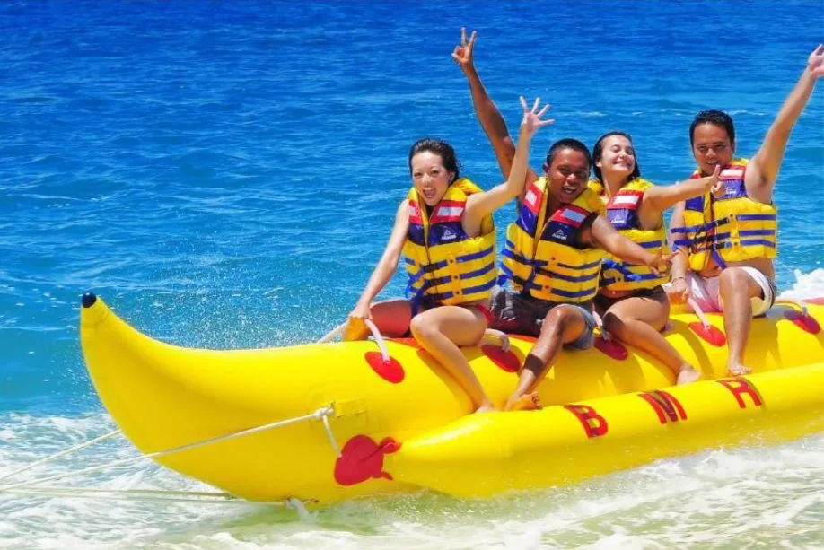 Baan Somprasong Na Jomtien 5 Banana Boat Ride