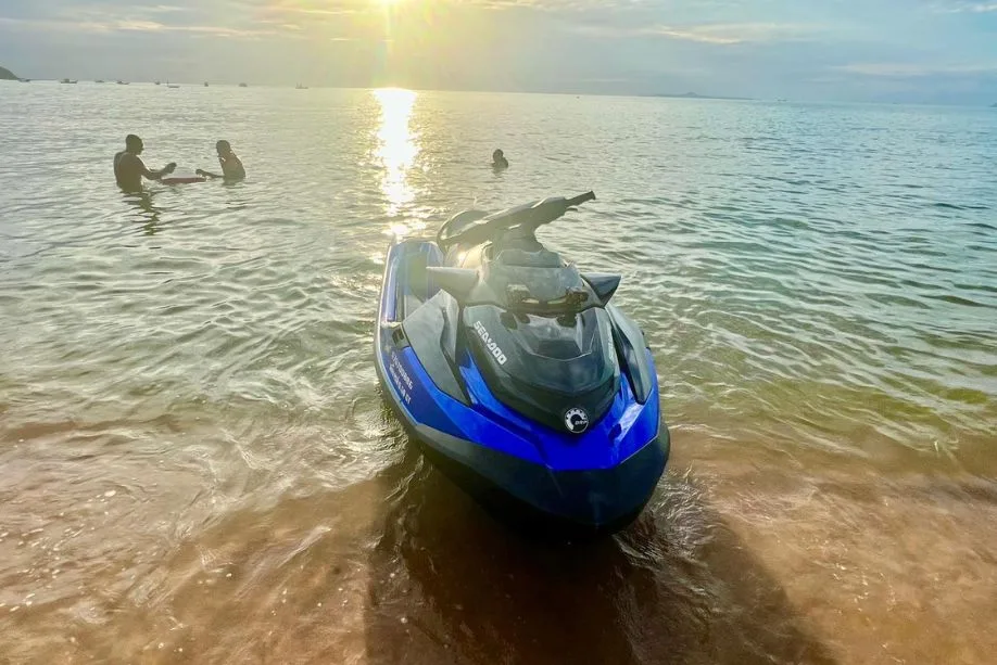 Baan Somprasong Na Jomtien 4 Jet Ski Rental